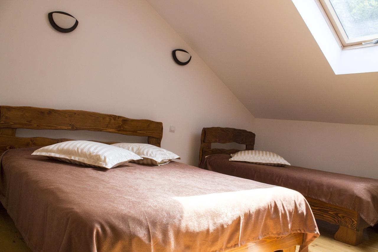 Cabana Barlogul Lupilor Villa Berevoesti Ruang foto