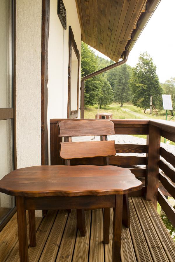 Cabana Barlogul Lupilor Villa Berevoesti Bagian luar foto